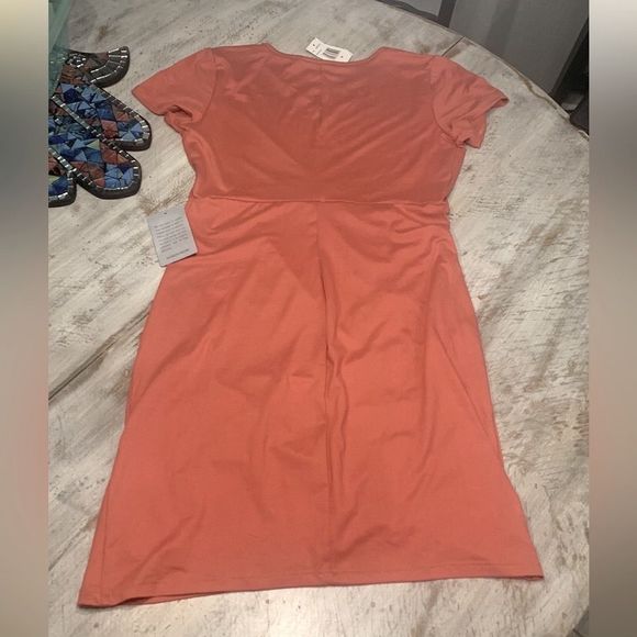 NWT VANITY ROOM Short Sleeve Ruched Jersey Dress - Picture 5 of 7